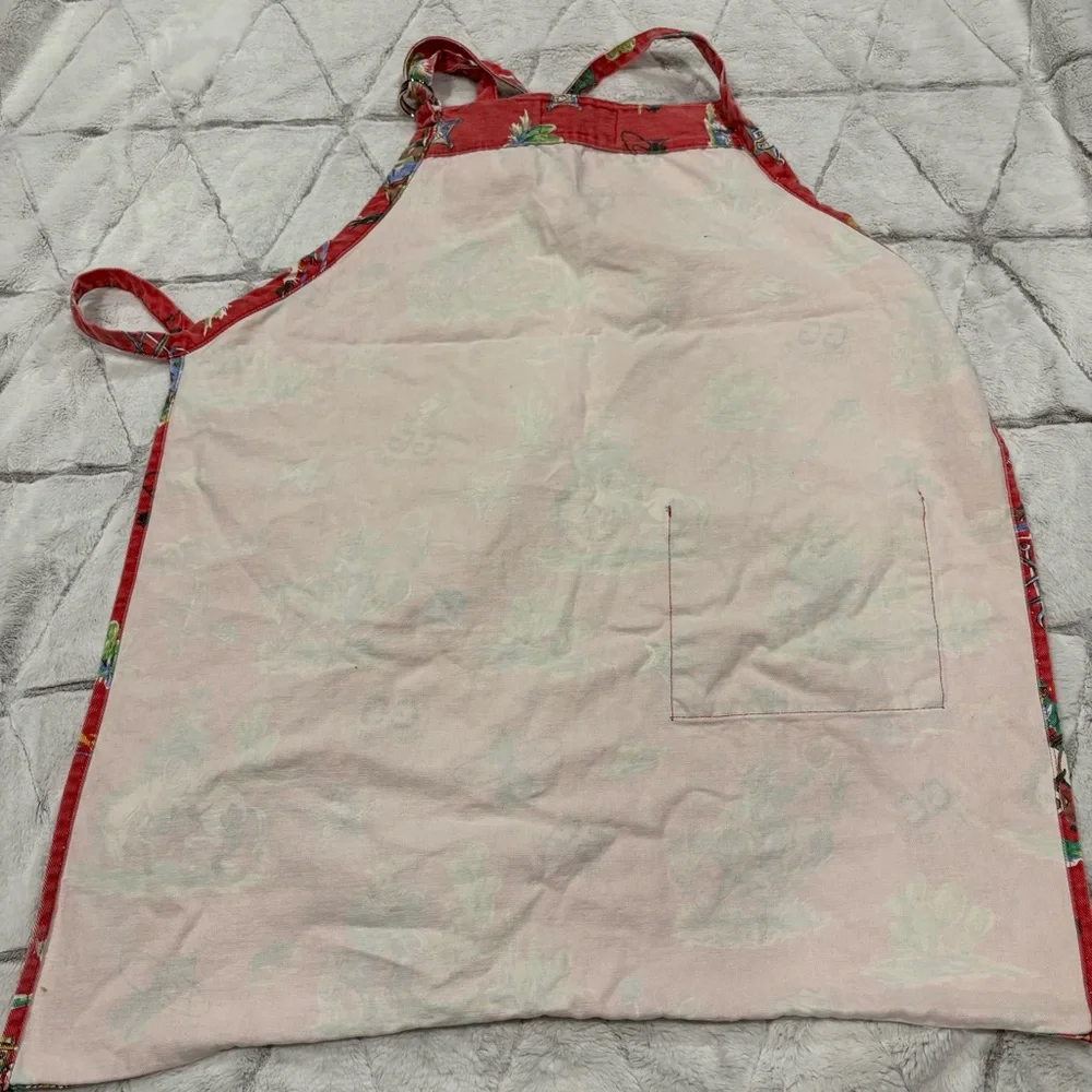 Vintage Grilla Gear Apron Red Western Gorillas Fun Pocket USA Made Cotton - Picture 3 of 6